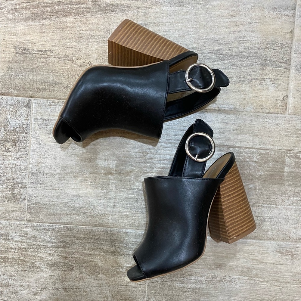 QUPID Slingback Black Heels